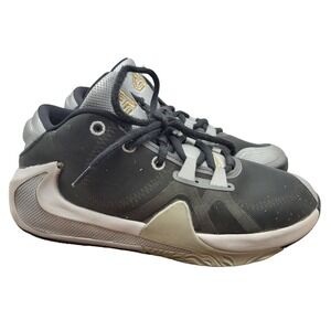 Nike Zoom Freak 1 Basketball Shoes Boys Size 5‎ Y Smoke Grey Sneakers BQ5633-050